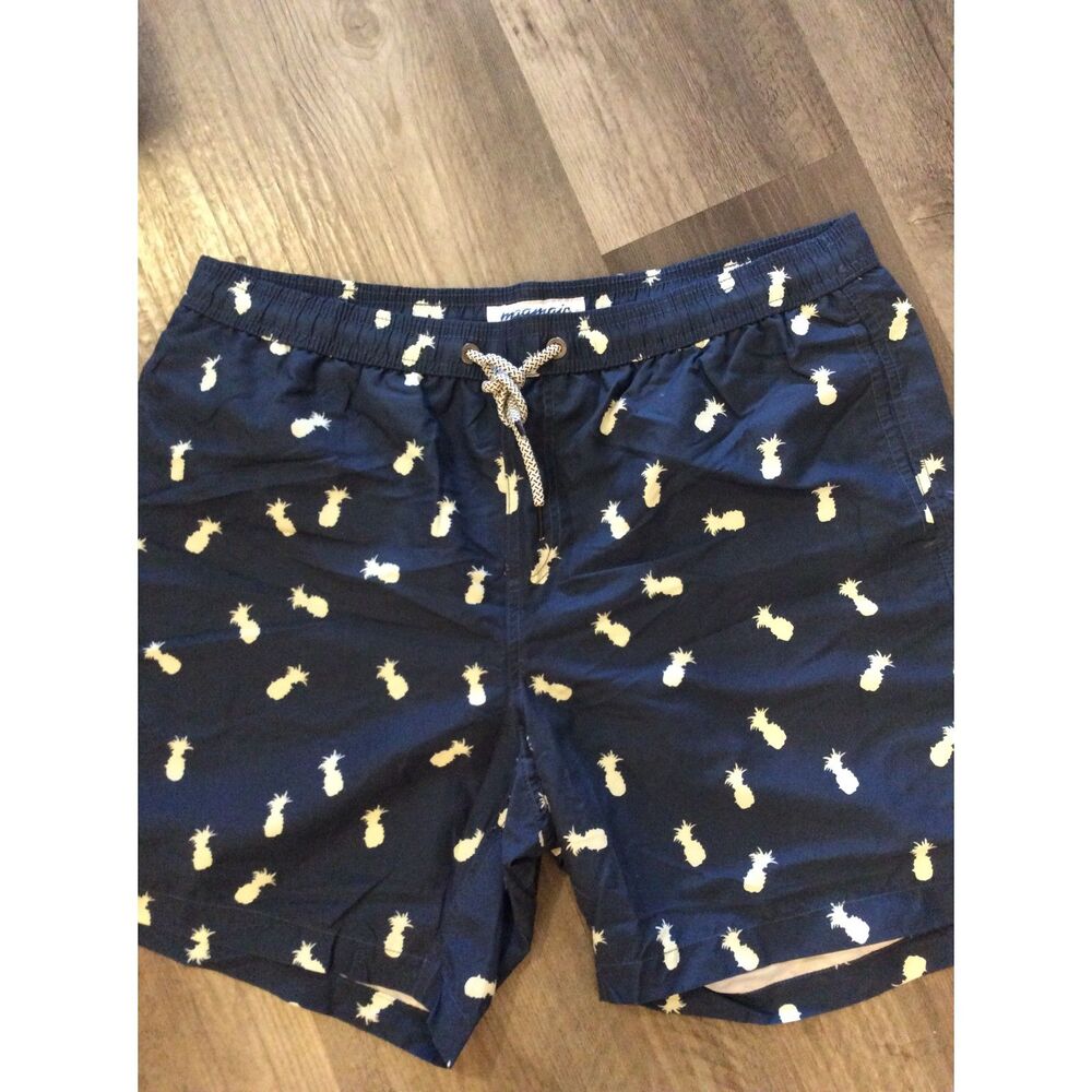 Maamgic New NWT Men's Swim Trunks XL Blue Pineapples Lined Mesh
